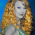 Beautiful Blue Eyes of Taylor Swift(11303)