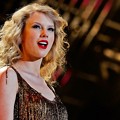 Photos: Beautiful Blue Eyes of Taylor Swift(11316)