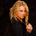 Photos: Beautiful Blue Eyes of Taylor Swift(11320)