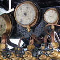 写真: デゴイチ機関室の計器