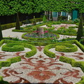 写真: 小規模なフランス式庭園