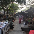 戒厳令下のヤンゴンの市場 (8)