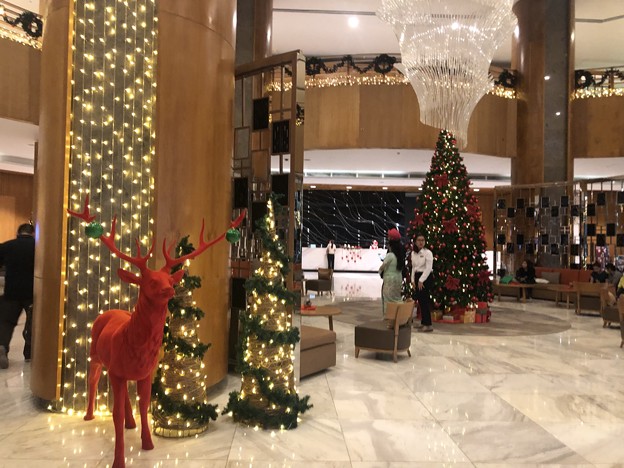 ヤンゴンのホテルのクリスマスデコレーション (1)