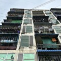 写真: ローカルアパート at Yangon (9)