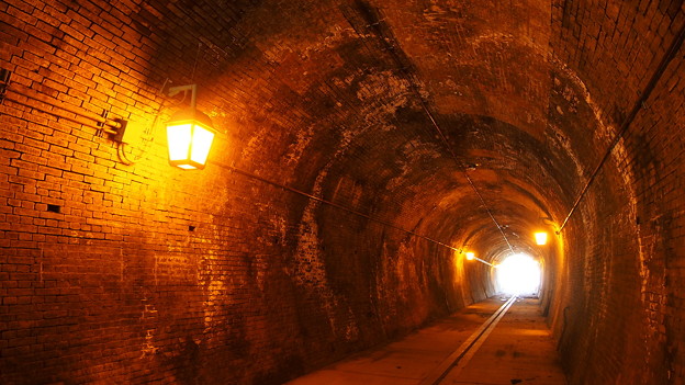 写真: 旧北陸本線トンネル群 (2)