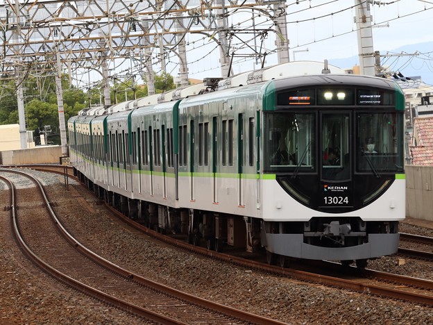 京阪線13000系　13024F