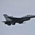 写真: F-16機動飛行　1