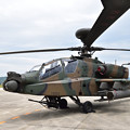 写真: 戦闘ヘリAH-64D