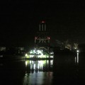 写真: サルベージ船の明かり