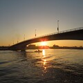 IMG_240425 (31)　東二見橋の朝日と出漁