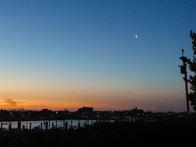 IMG_240505 (8)　今朝のボートパークの夜明け
