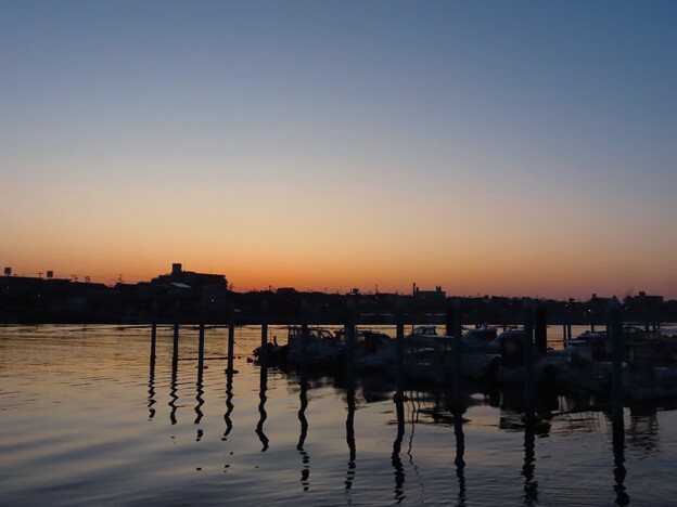 写真: IMG_240504 (17)　ボートパークの夜明け