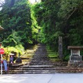 写真: 初夏の白山平泉寺前