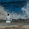 写真: 波を釣る