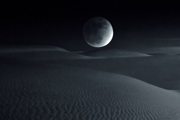 月の砂漠