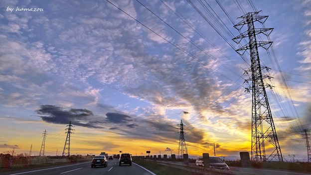 写真: 落日の鉄塔