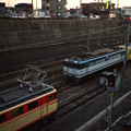 写真: 多摩川線の101系甲種輸送とE31形