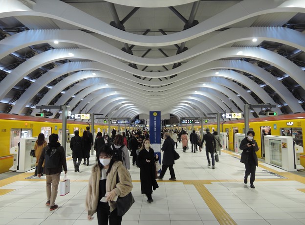 写真: 銀座線渋谷駅