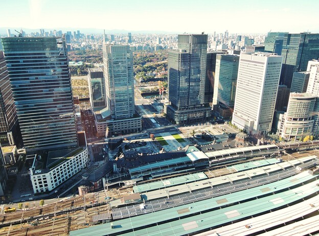 写真: 東京駅を上から