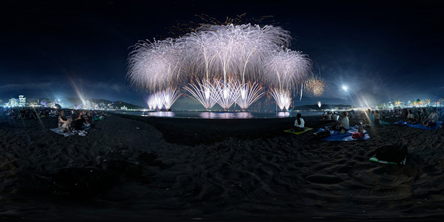 写真: 2022年8月10日　伊東　按針祭花火大会 360度パノラマ写真(5)