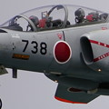 亜音速ジェット機　Kawasaki T-4