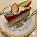 いちごジュレムースケーキセット1200円丸福珈琲店