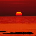 写真: 落陽　能登は赤住海岸　　18時21分