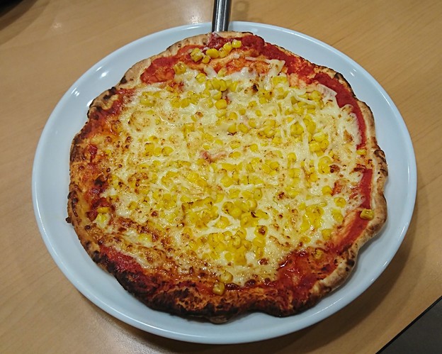 マヨコーンピザ