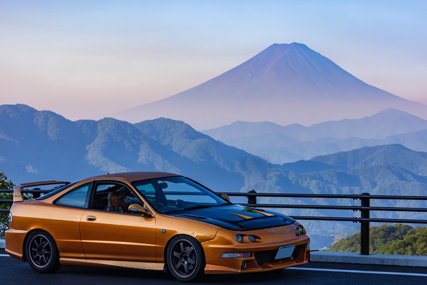 Photos: マイカーと富士山