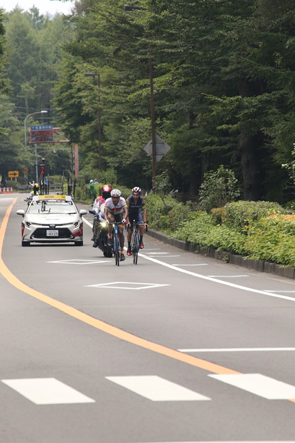 写真: 東京オリンピック ロードレース 山中湖平野付近