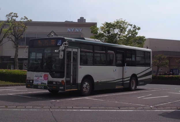 京都京阪バス教習車　8352