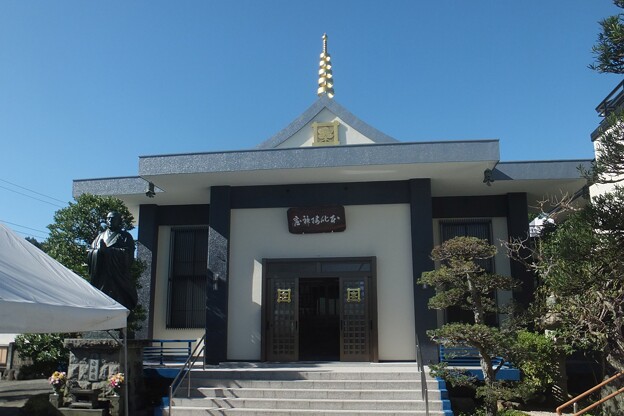 弘行寺本堂