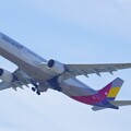 ASIANA AIRLINES HL8259