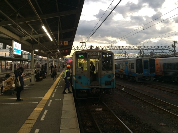 写真: 松山駅１