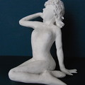 写真: 紙粘土人形裸婦像102前
