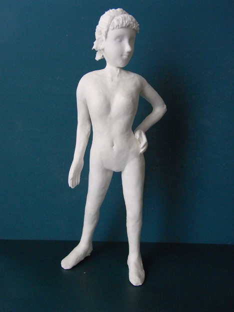 紙粘土人形裸婦像１０３前