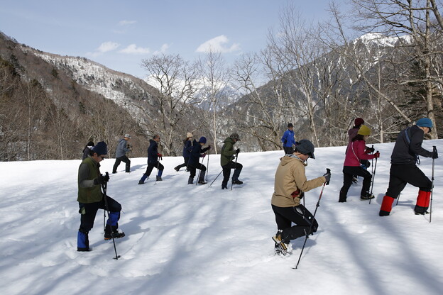 写真: 日本の山 雪山講習会S2 初日は雪山歩行講習