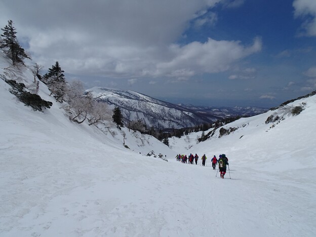 日本の山　八甲田山縦走　下山中に急速に天気回復