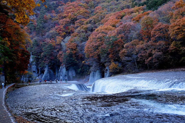 Photos: 奇怪な風景　吹割の滝の晩秋