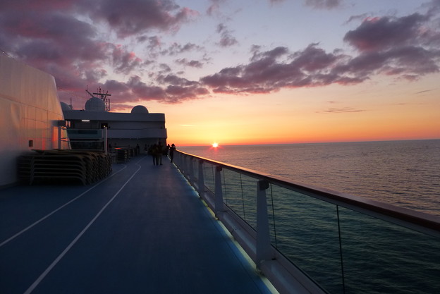 船上からの夕陽