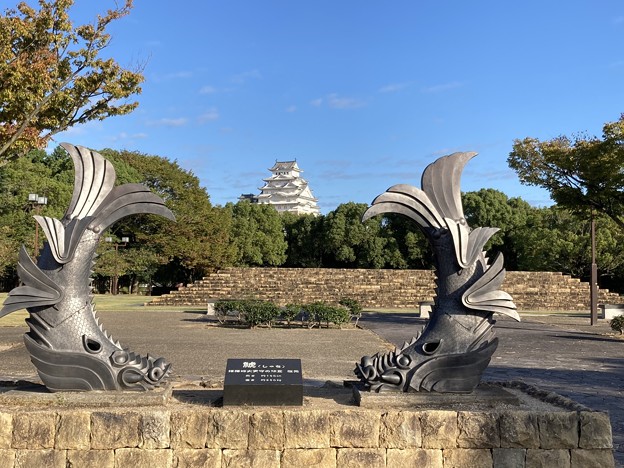 写真: 城見台公園・姫路城大天守の鯱瓦