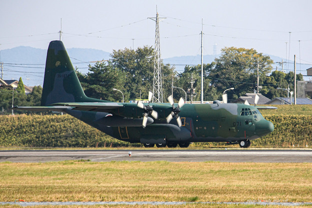 写真: 航空自衛隊 第1輸送飛行隊 第401飛行隊 C-130H 35-1071 IMG_6155-2