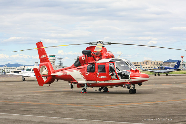 写真: 名古屋市消防航空隊 エアバスヘリコプターズ AS365N3 Dauphin2 JA08AR ひでよし IMG_6817-2