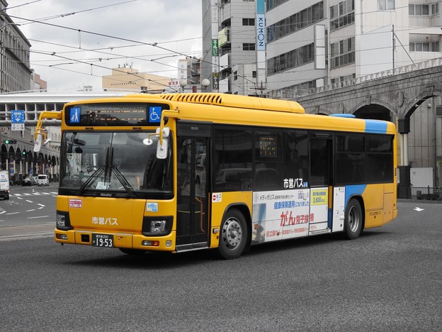 写真: 【鹿児島市営バス】1953号車