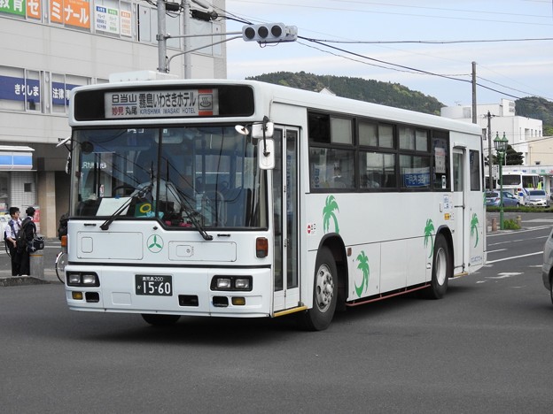 写真: 1560号車(元阪急バス)
