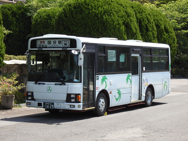 写真: 1629号車(元神奈川中央交通バス)