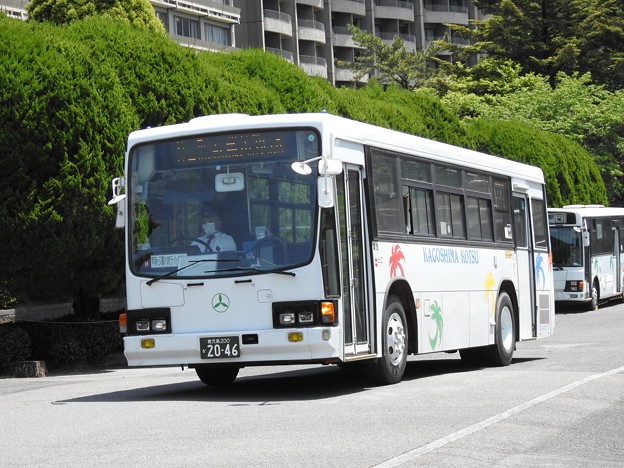 写真: 2046号車(元山陽バス)