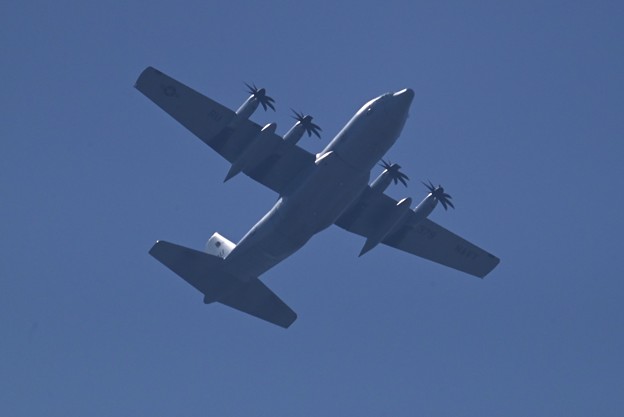アメリカ空軍機（C－130）