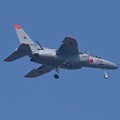 写真: K川上空・T4練習機