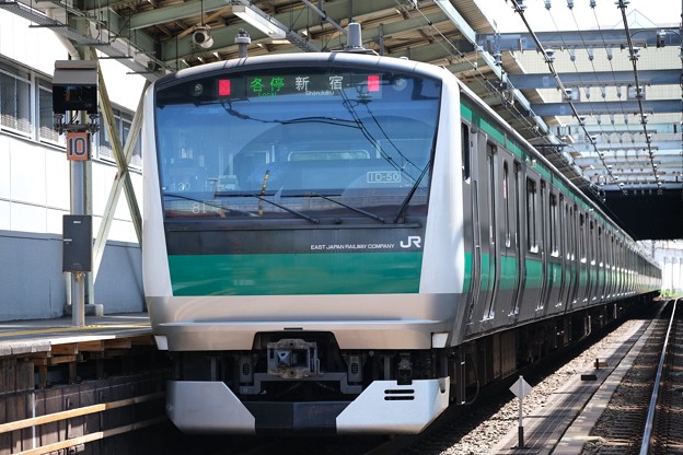 写真: 2021.04.27　駅　 海老名〜新宿　E233系7000番台